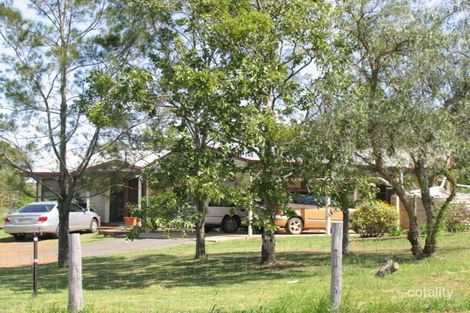 33 Thomas St, Meringandan West, QLD 4352