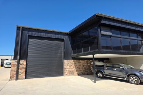 25 Val Reid Cres, Hume, ACT 2620