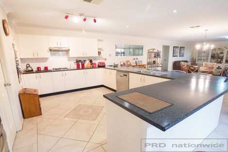 Property photo of 3 Fullford Cove Rutherford NSW 2320