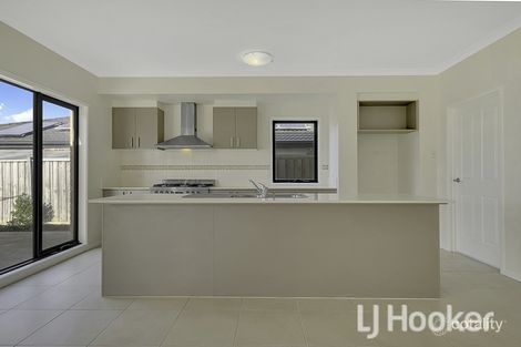 Property photo of 157 Wallara Waters Boulevard Wallan VIC 3756