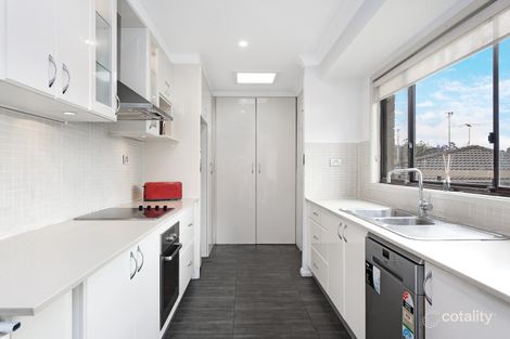 Property photo of 4 Claret Place Eschol Park NSW 2558