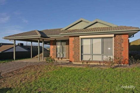 6 Fishcombe Ct, Moana, SA 5169
