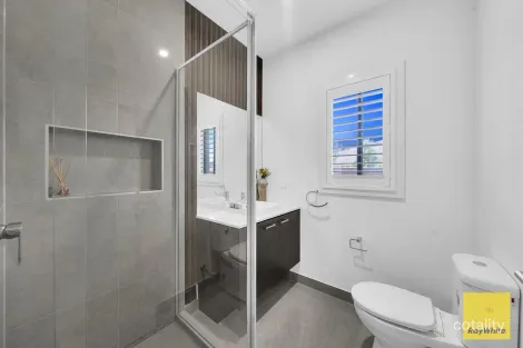 Property photo of 23 Carnation Drive Rockbank VIC 3335