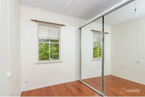 Property photo of 7 Cross Red Hill QLD 4059