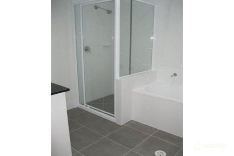 Property photo of 2/27 Belle Court Redbank QLD 4301