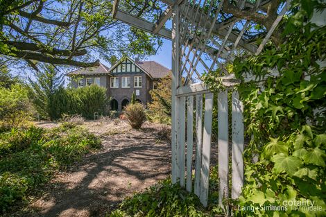 Property photo of 2/2 Uralla Road Armidale NSW 2350