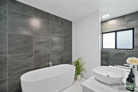 Property photo of 65 Canopys Edge Boulevard Smithfield QLD 4878