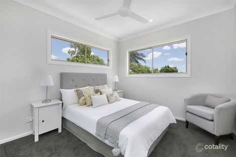 21 Price St, Oxley, QLD 4075