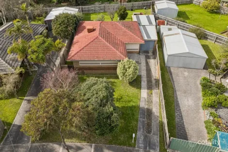 Property photo of 48 Silvertop Crescent Frankston North VIC 3200
