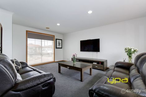 Property photo of 17 Bartlett Crescent Hoppers Crossing VIC 3029