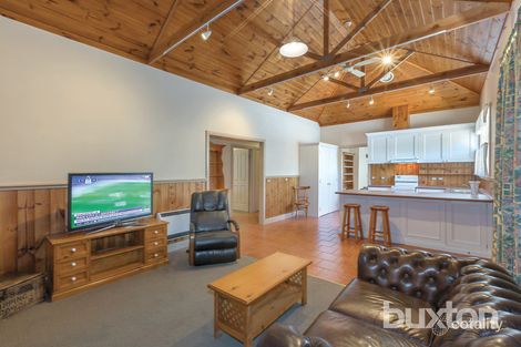 Property photo of 209 Dowling Street Wendouree VIC 3355