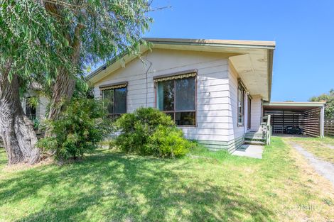 5 Swan St, Cape Paterson, VIC 3995