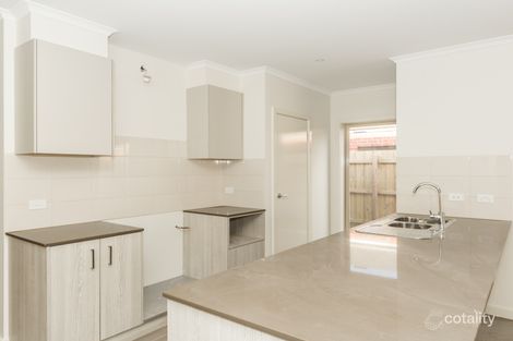 Property photo of 28 Aayana Street Cranbourne East VIC 3977