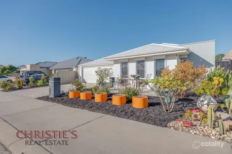 Property photo of 6 Albarello Way Dayton WA 6055