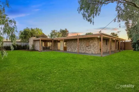 112 SOUTH GIPPSLAND HWY, TOORADIN, VIC 3980