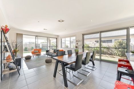 Property photo of 15 Wyatt Crescent Mango Hill QLD 4509