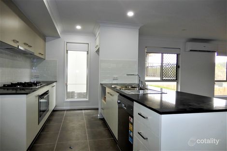 Property photo of 23 Solar Circuit Spring Mountain QLD 4300