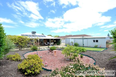 Property photo of 7 Labyrinth Street Waikiki WA 6169