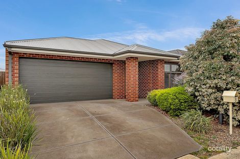 Property photo of 8 Buckland Hill Drive Wallan VIC 3756