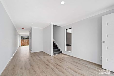Property photo of 13 Daydream Place Wollert VIC 3750