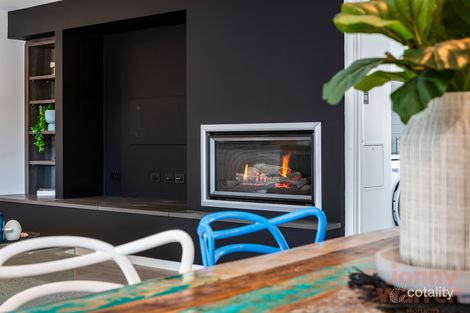 Property photo of 23 Janine Haines Terrace Coombs ACT 2611