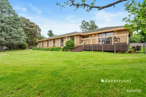 10 Oatlands Rd, Narre Warren North, VIC 3804