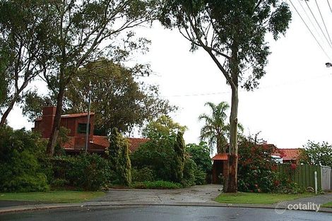 13 Awhina Pl, Kallaroo, WA 6025