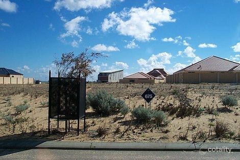 8 Marine Way, Wannanup, WA 6210