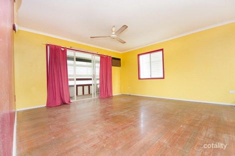 Property photo of 6 Walnut Close Manoora QLD 4870