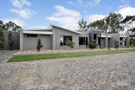 11 Braeside Dr, Junortoun, VIC 3551