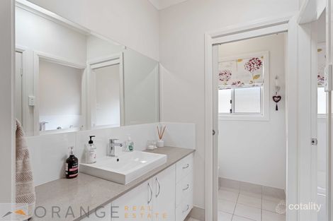 Property photo of 30C Kooronga Avenue Orange NSW 2800