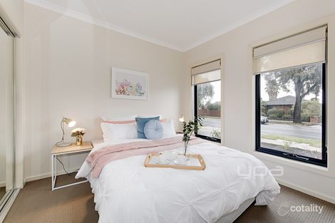 Property photo of 4/49-55 Rosella Avenue Werribee VIC 3030