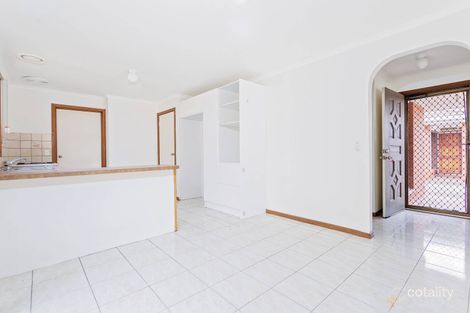 Property photo of 2/16-18 Bower Drive Werribee VIC 3030