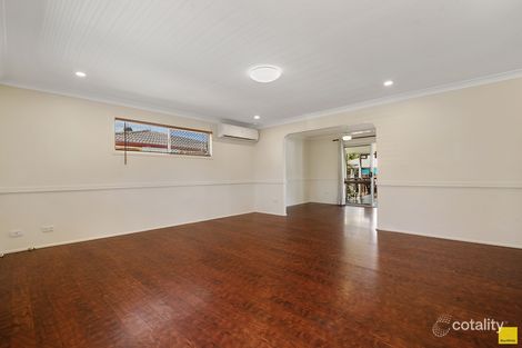Property photo of 101 Queens Court Road Alexandra Hills QLD 4161