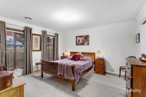Property photo of 112 Marisa Crescent Berwick VIC 3806