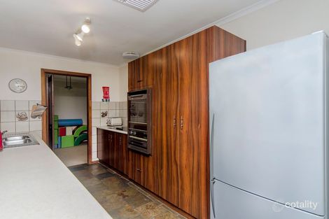 Property photo of 17 Huntingdale Road Noarlunga Downs SA 5168