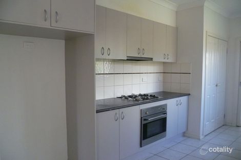 Property photo of 21 Cleland Way Caroline Springs VIC 3023
