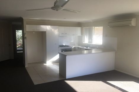 17 Mcinnes St, Lowood, QLD 4311