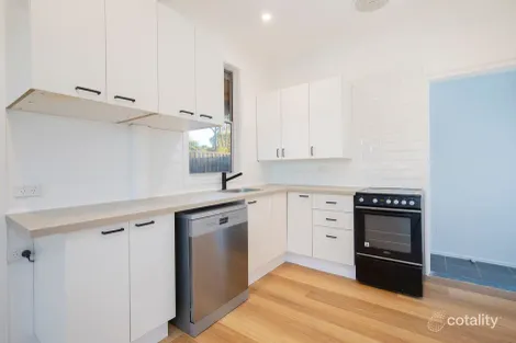Property photo of 28 Acacia Avenue Waratah West NSW 2298
