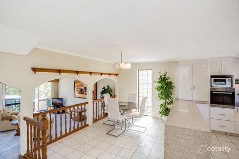 Property photo of 4/23 Hooker Boulevard Broadbeach Waters QLD 4218