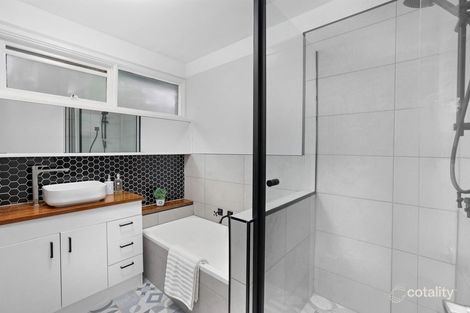 Property photo of 5 Ridge Drive Wyndham Vale VIC 3024