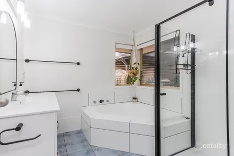 Property photo of 18 Glenbrae Drive Terranora NSW 2486