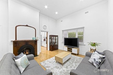 Property photo of 33 Lithgow Street Abbotsford VIC 3067