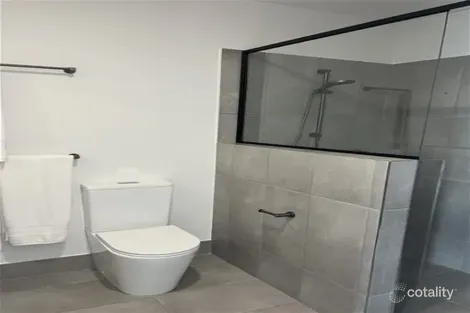 Property photo of 8 Penrose Street Chambers Flat QLD 4133