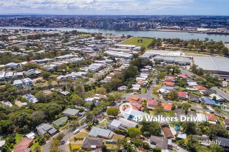 Property photo of 49 Walkers Drive Balmoral QLD 4171
