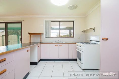 Property photo of 3 Quinton Close Rutherford NSW 2320