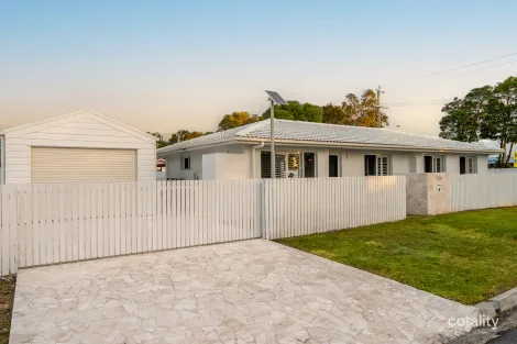 129 Goodwin Dr, Bongaree, QLD 4507