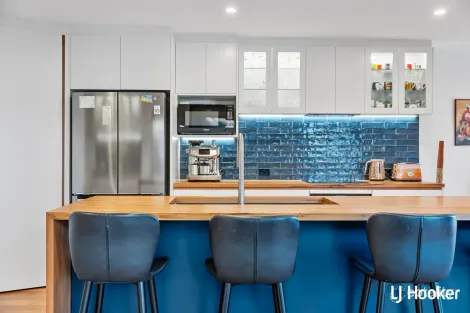 Property photo of 8 Fraser Place Yarralumla ACT 2600