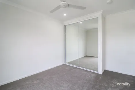 Property photo of 4 Seagull Boulevard Kirkwood QLD 4680