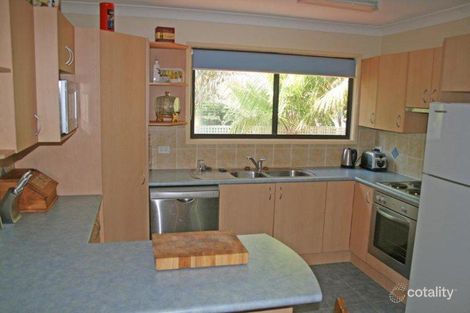 Property photo of 19 Leigh Crescent Ulladulla NSW 2539